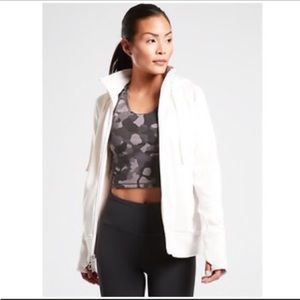 🌟BNWT Athleta Triumph Luxe Hoodie🌟